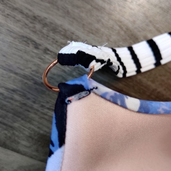 Shade & Shore Lightly Lined Current Floral Top - Picture 7 of 7